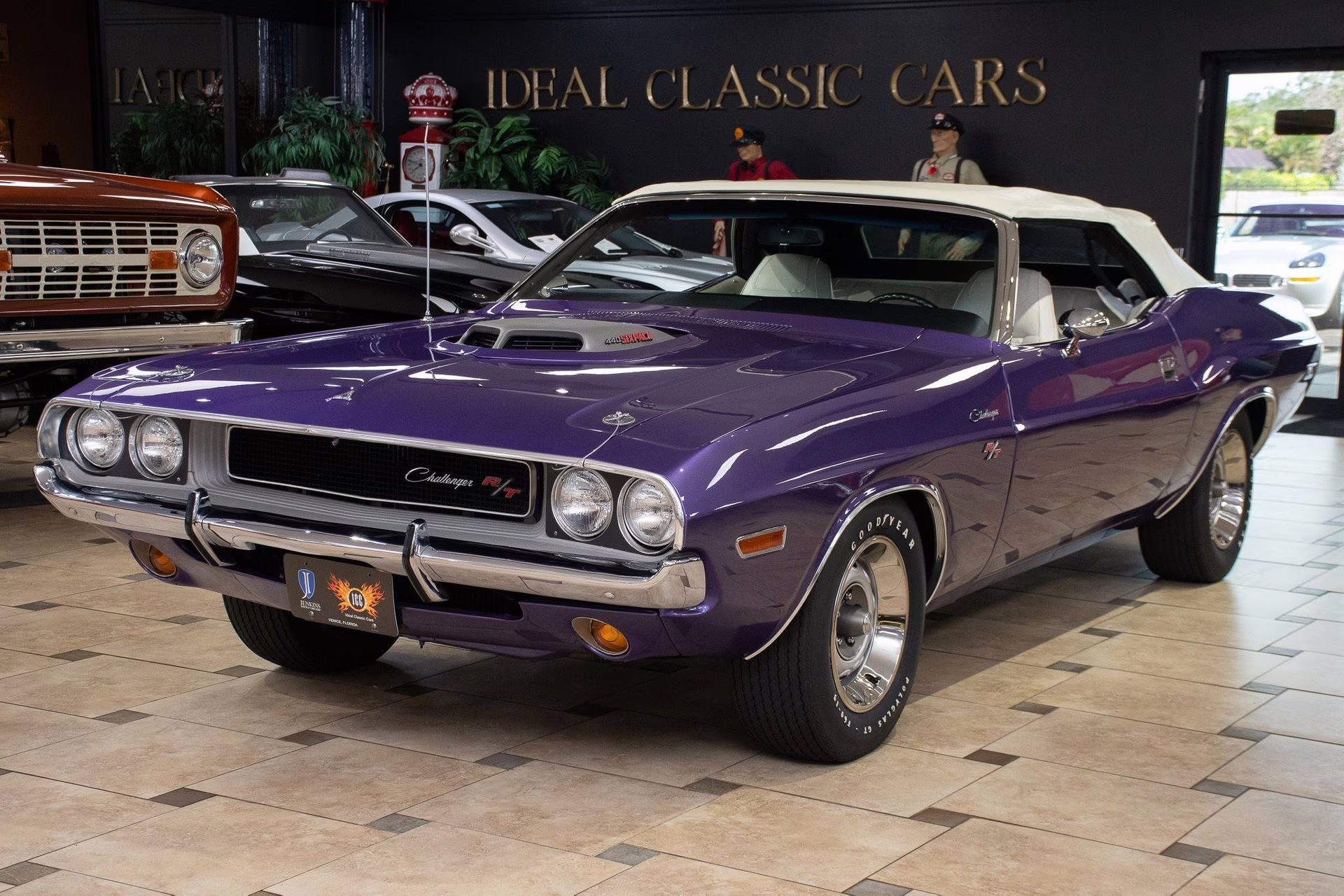 1970 Plum Crazy Dodge Challenger