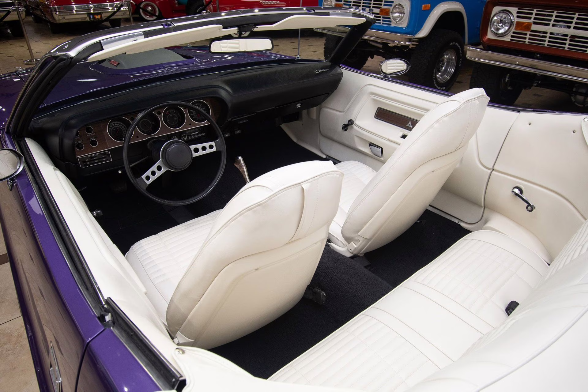 1970 Plum Crazy Dodge Challenger