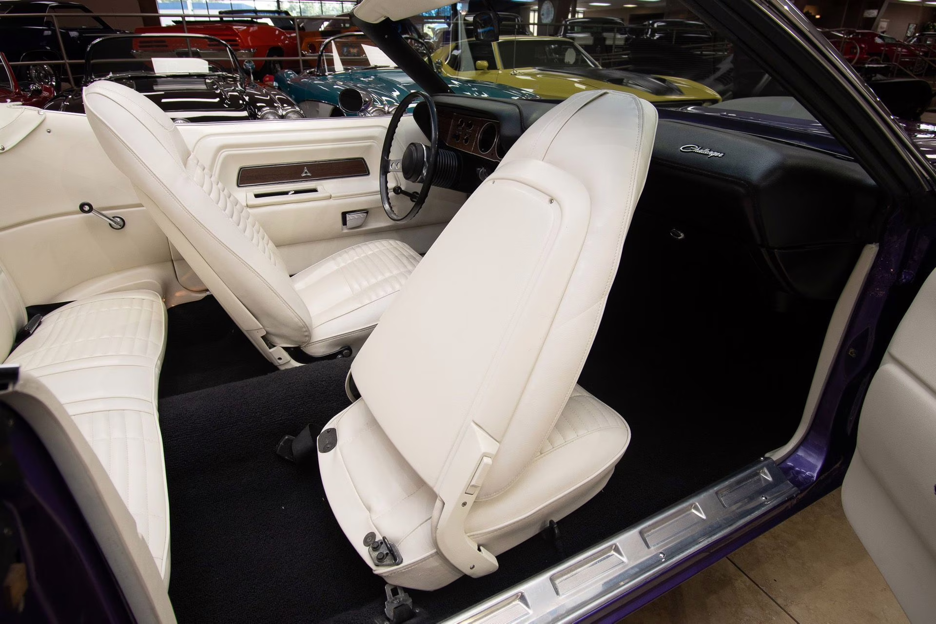 1970 Plum Crazy Dodge Challenger