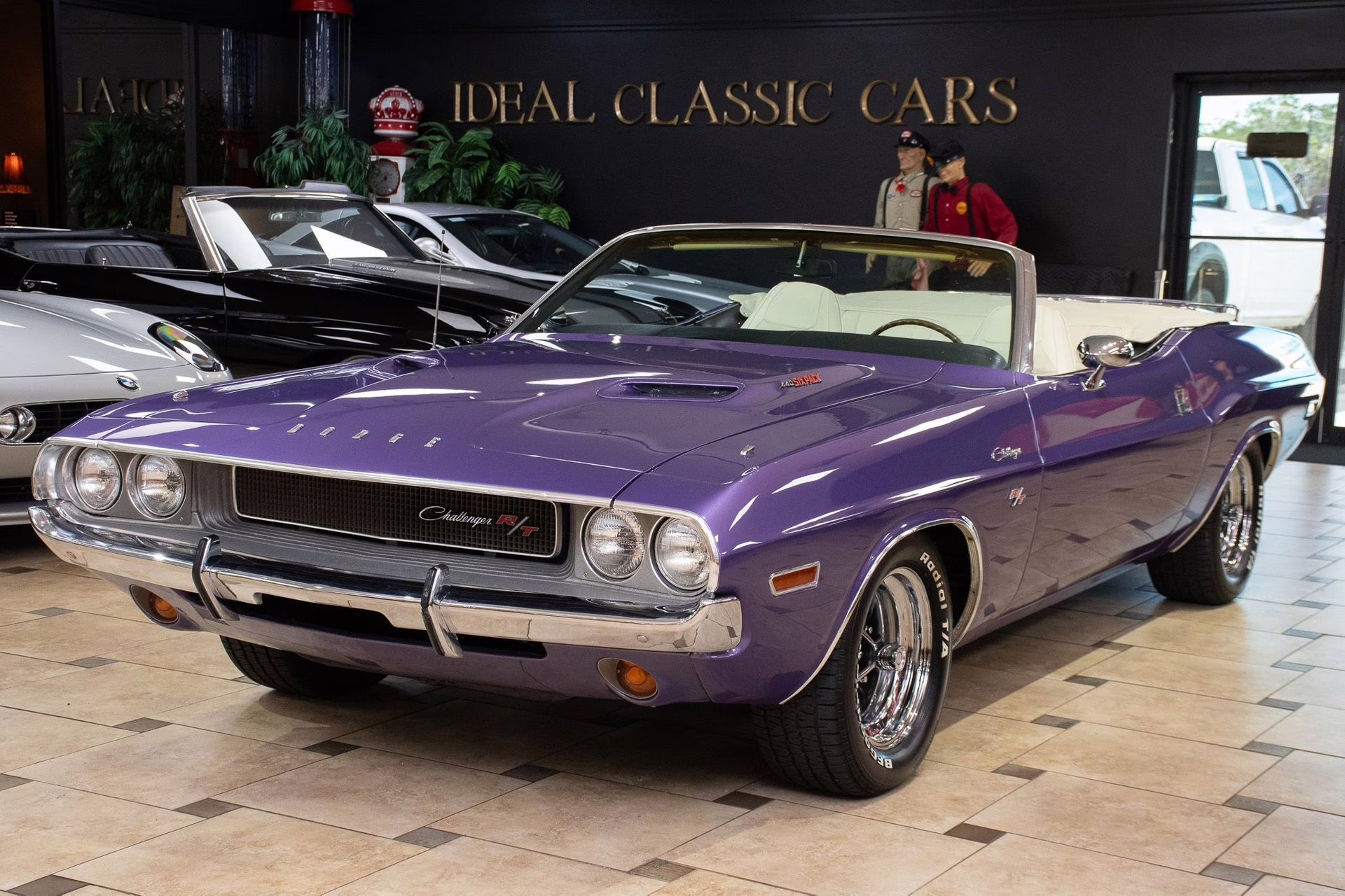 1970 Plum Crazy Dodge Challenger