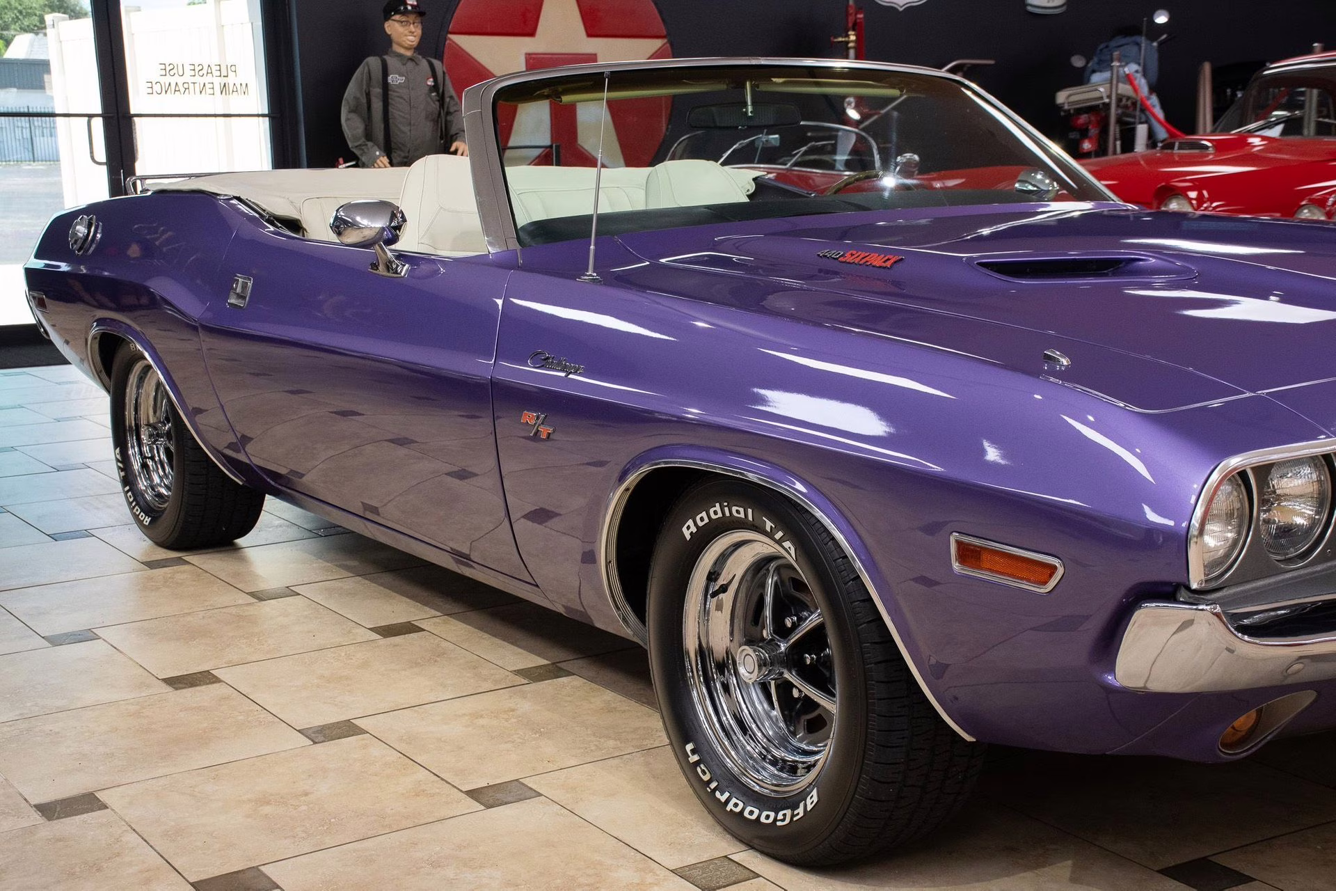1970 Plum Crazy Dodge Challenger