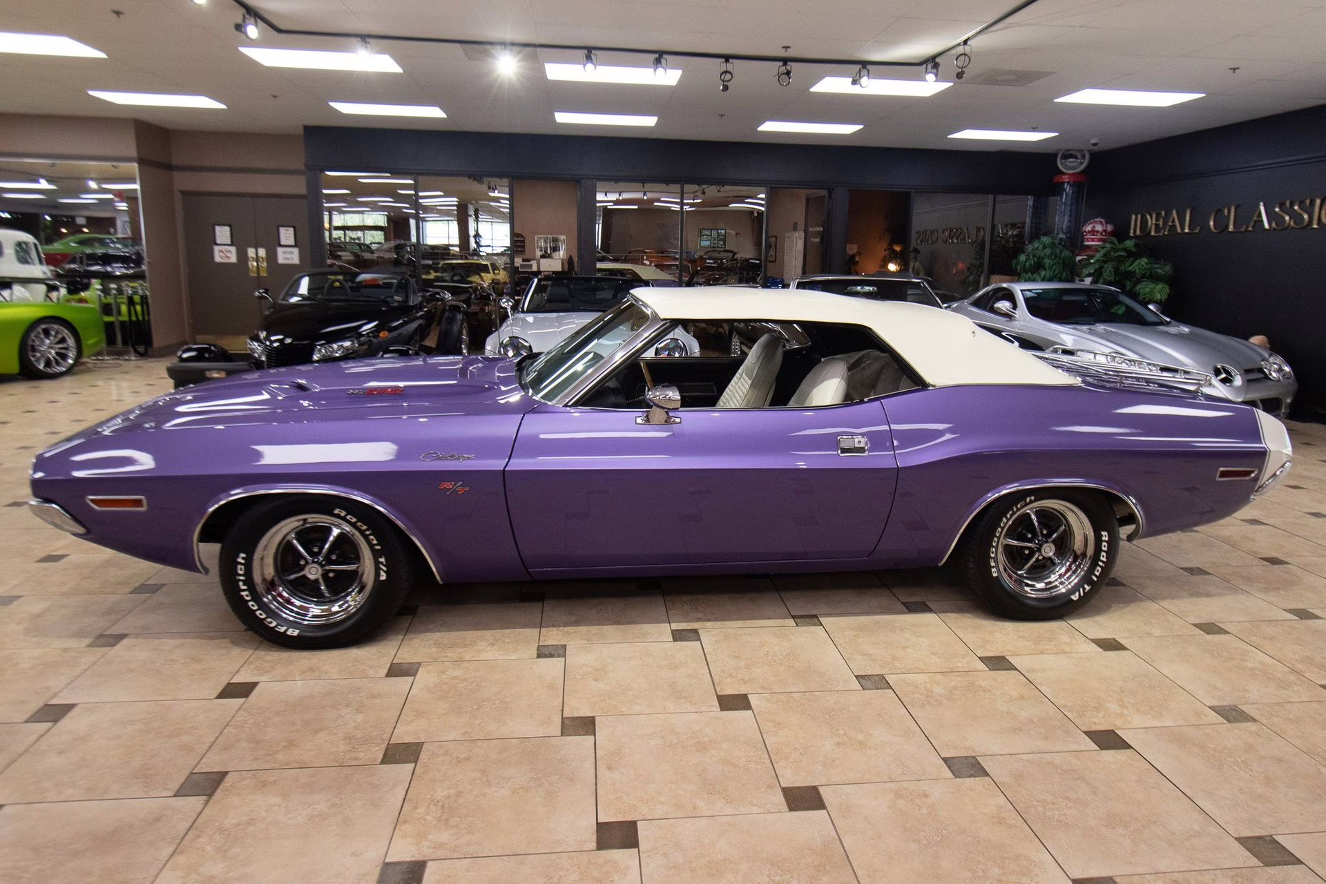 1970 Plum Crazy Dodge Challenger