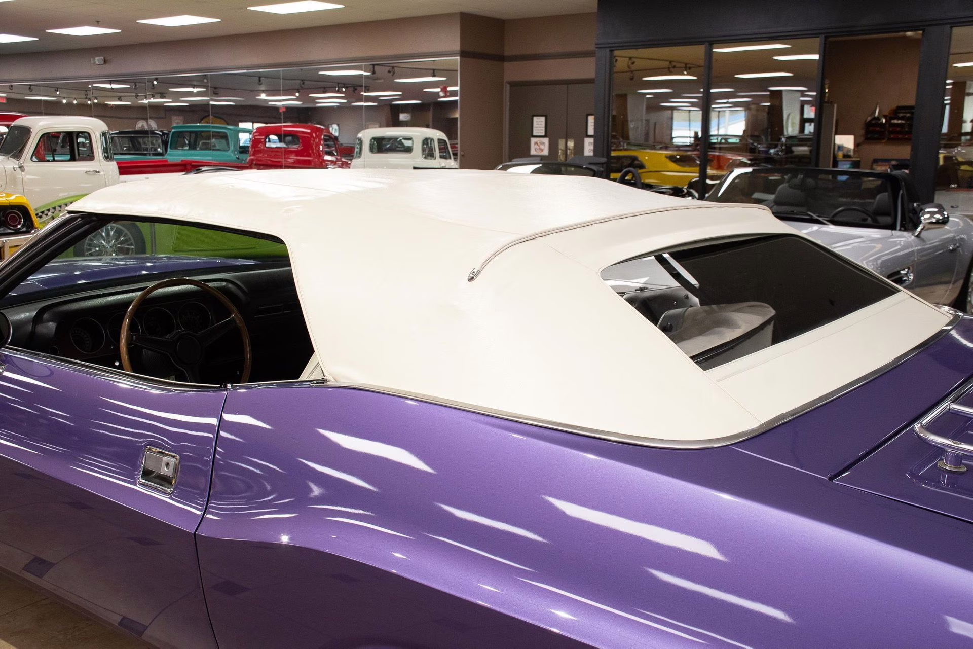1970 Plum Crazy Dodge Challenger