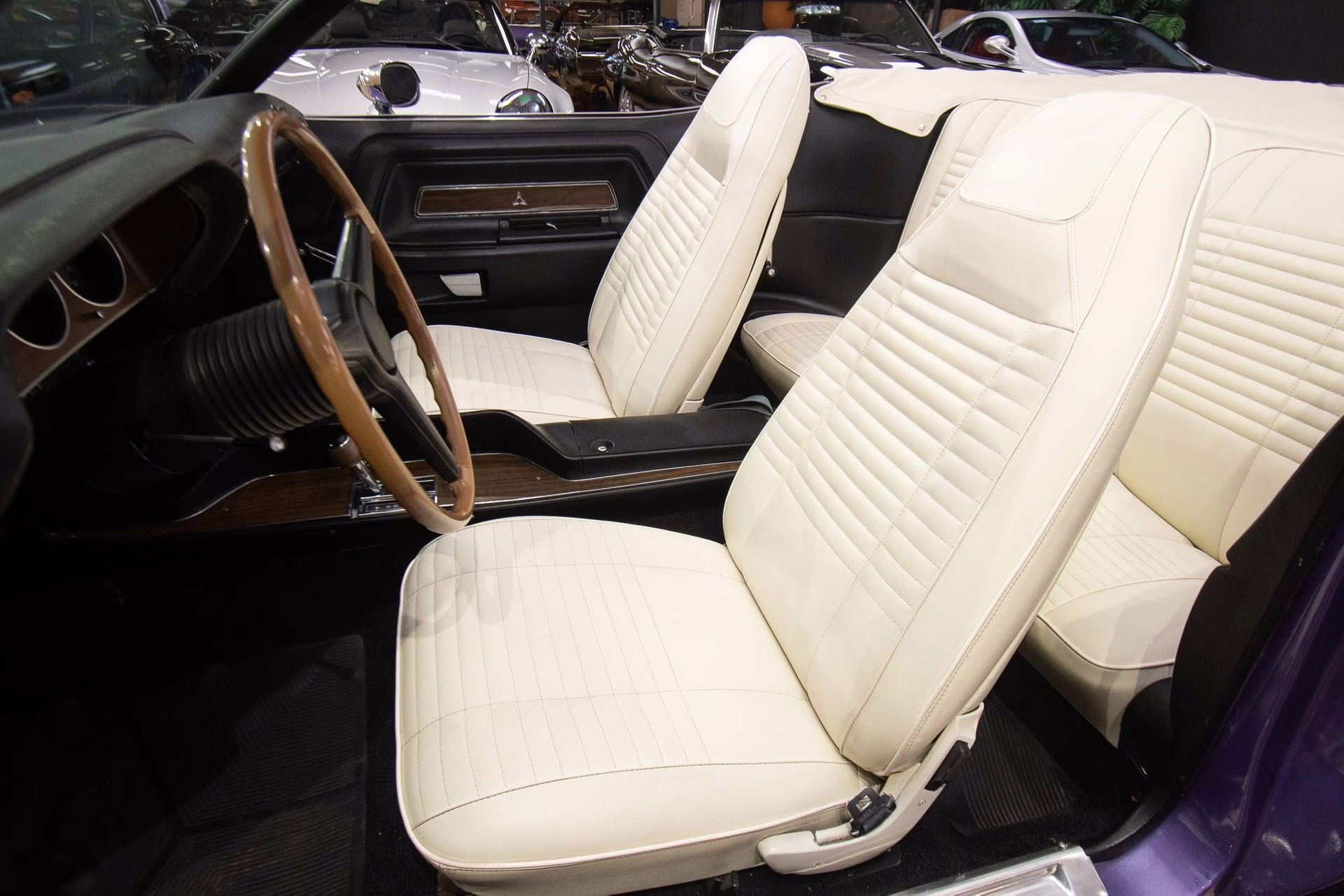 1970 Plum Crazy Dodge Challenger