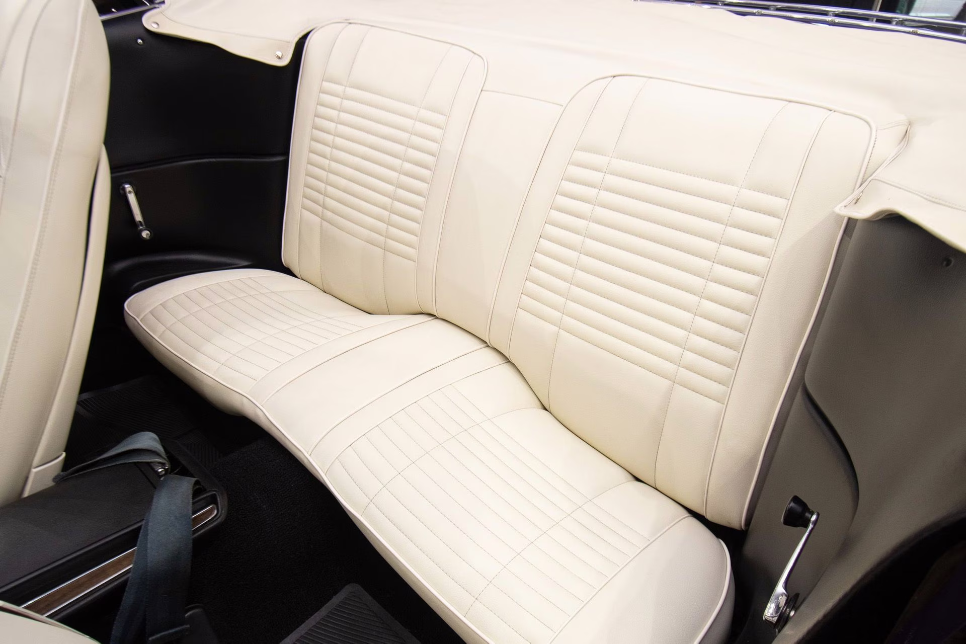 1970 Plum Crazy Dodge Challenger