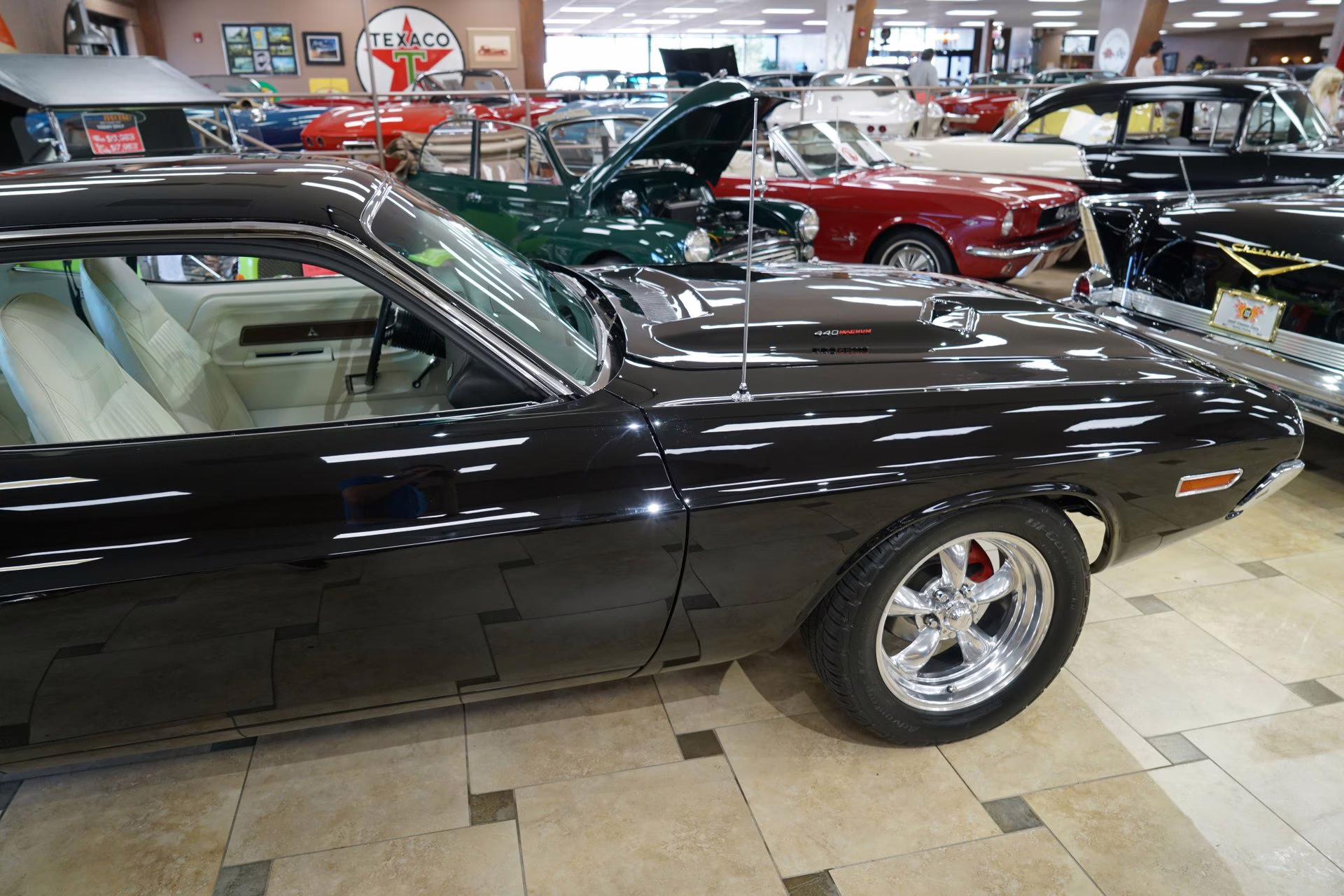 1971 Black Velvet Dodge Challenger