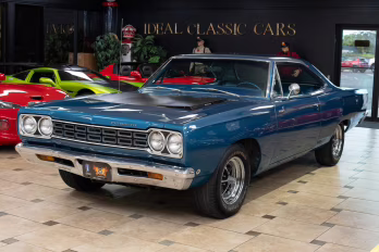 1968 Dark Blue Metallic Plymouth Road Runner