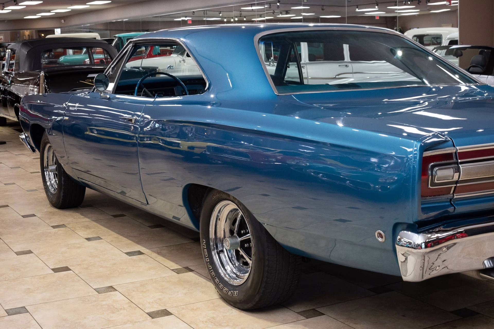 1968 Dark Blue Metallic Plymouth Road Runner