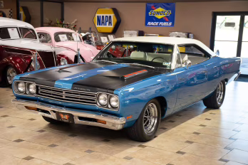 1969 B5 Blue Fire Metallic Plymouth Road Runner