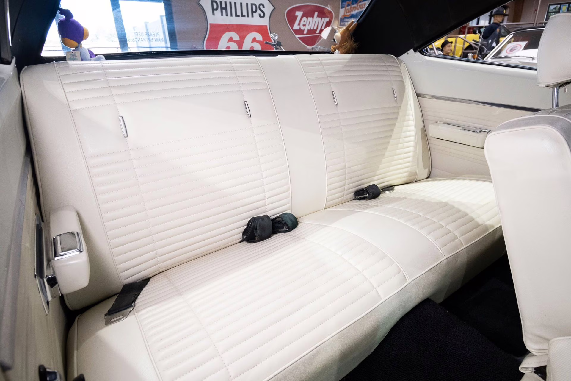 1969 B5 Blue Fire Metallic Plymouth Road Runner