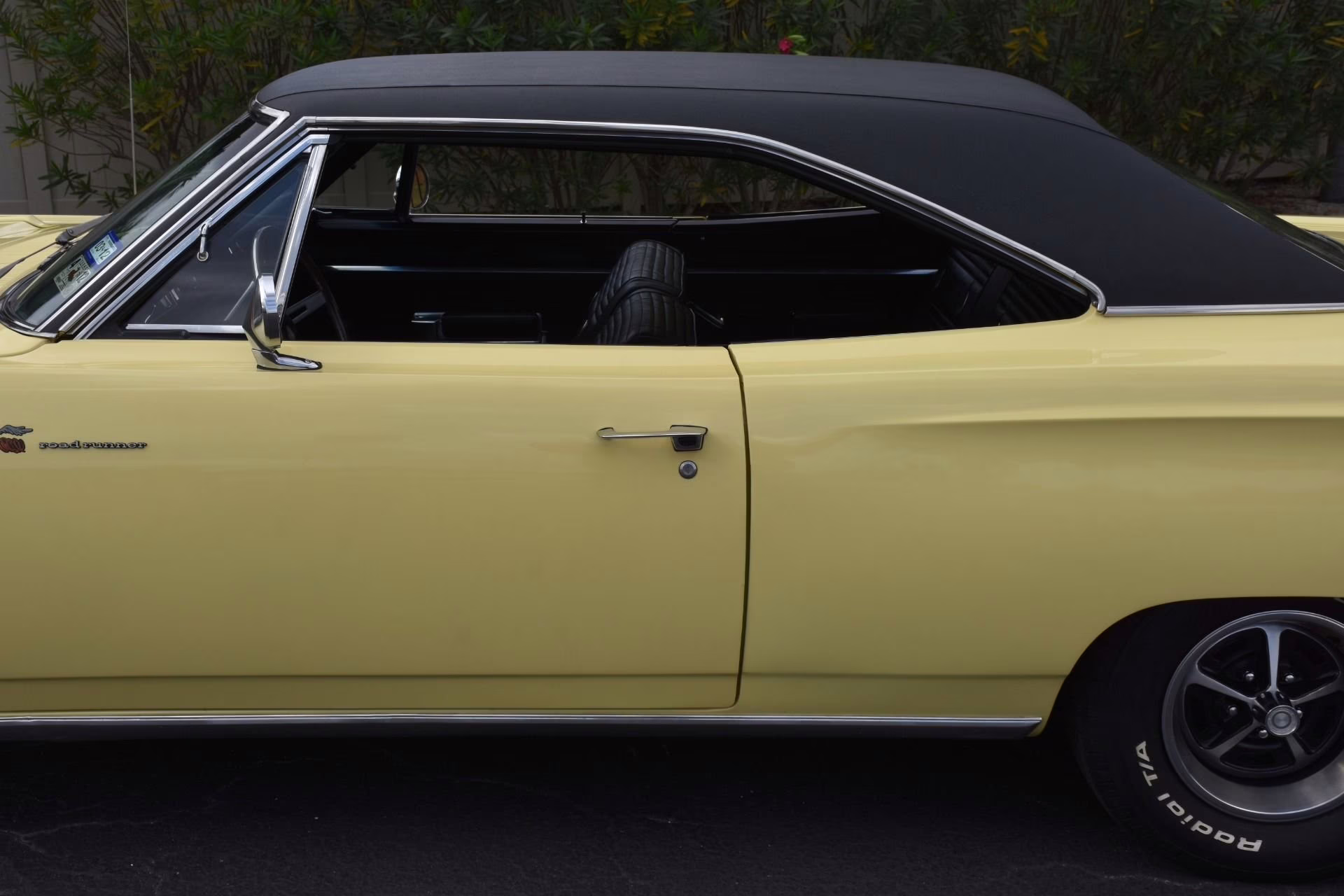 1969 Sunfire Yellow Plymouth Roadrunner