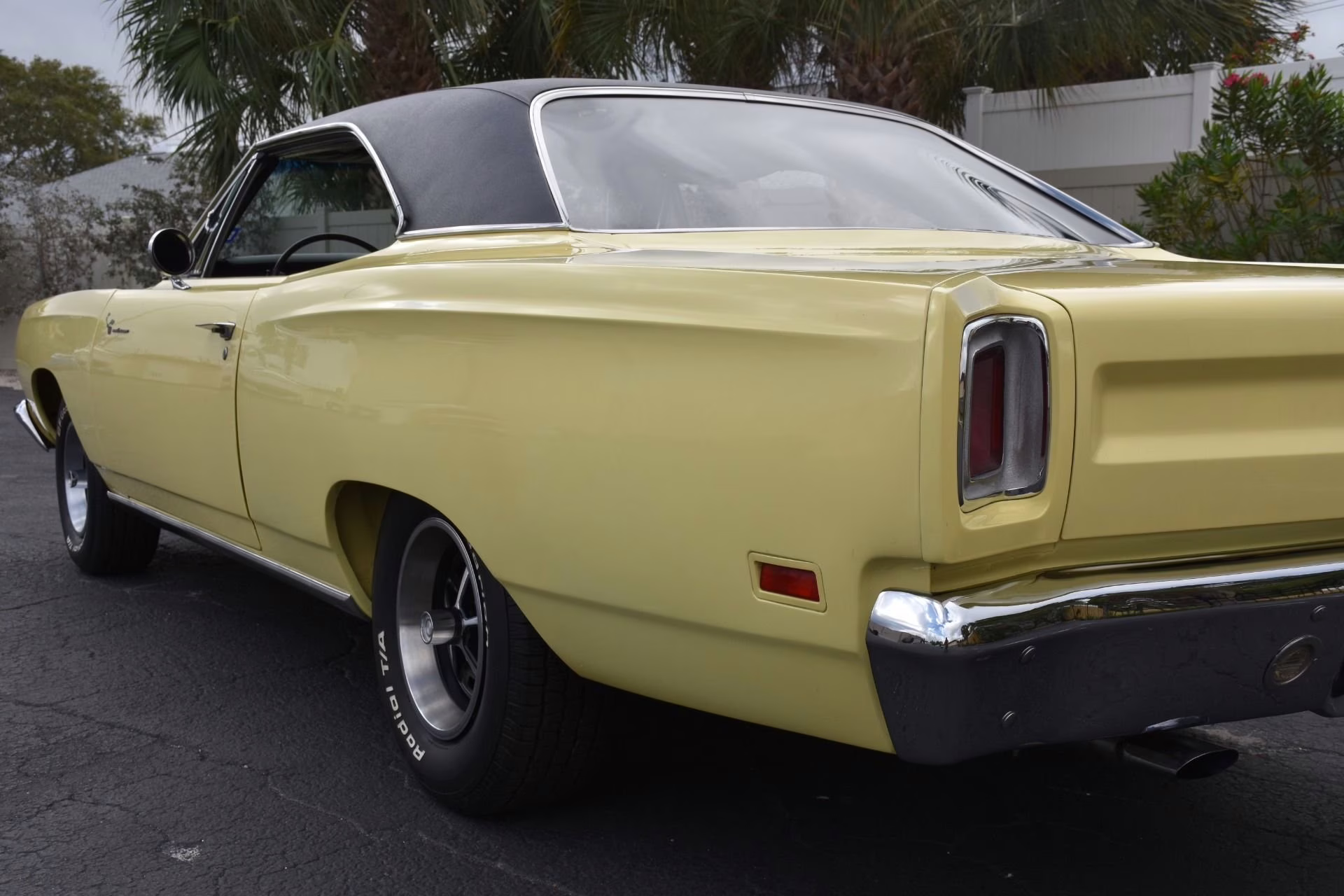 1969 Sunfire Yellow Plymouth Roadrunner