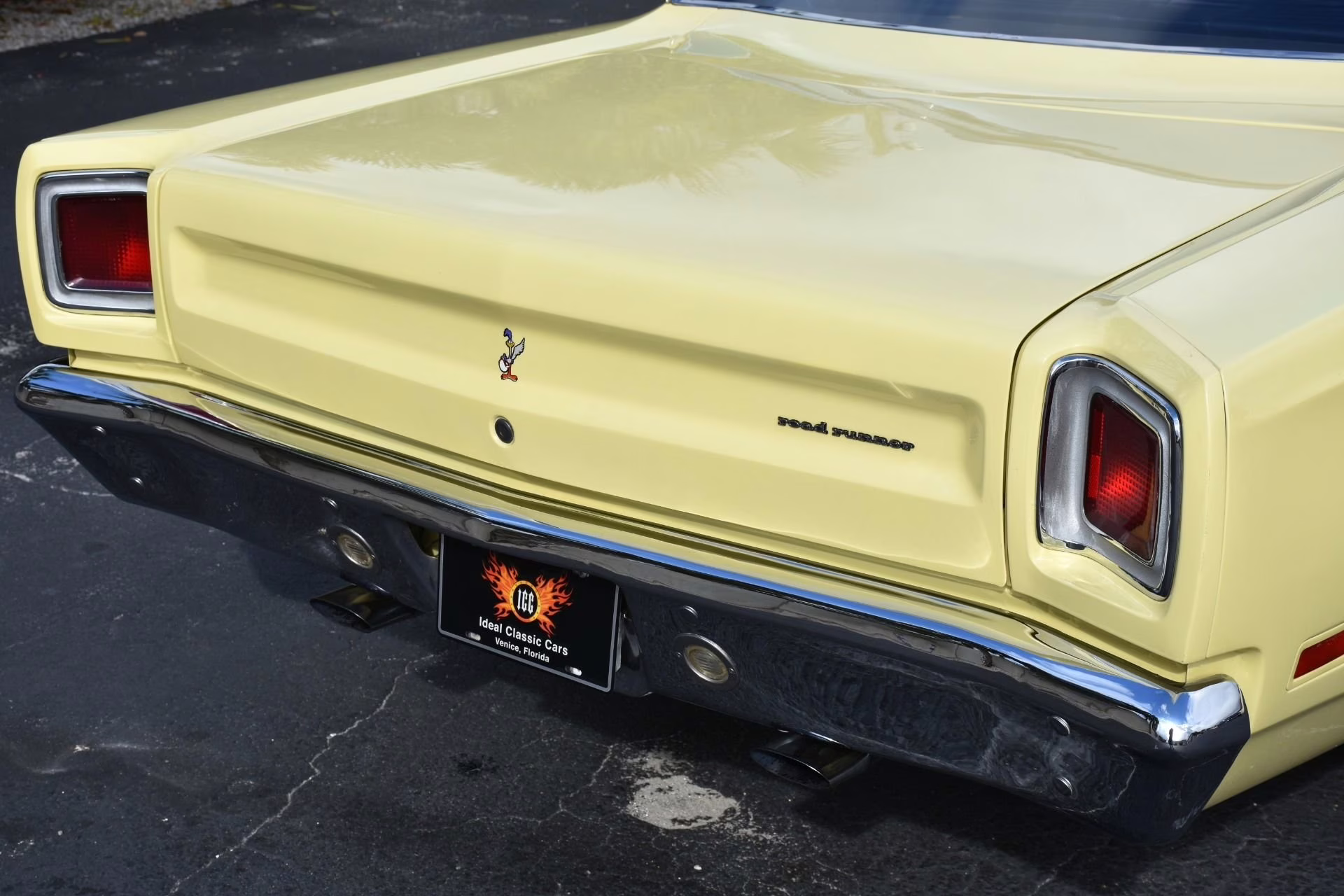 1969 Sunfire Yellow Plymouth Roadrunner