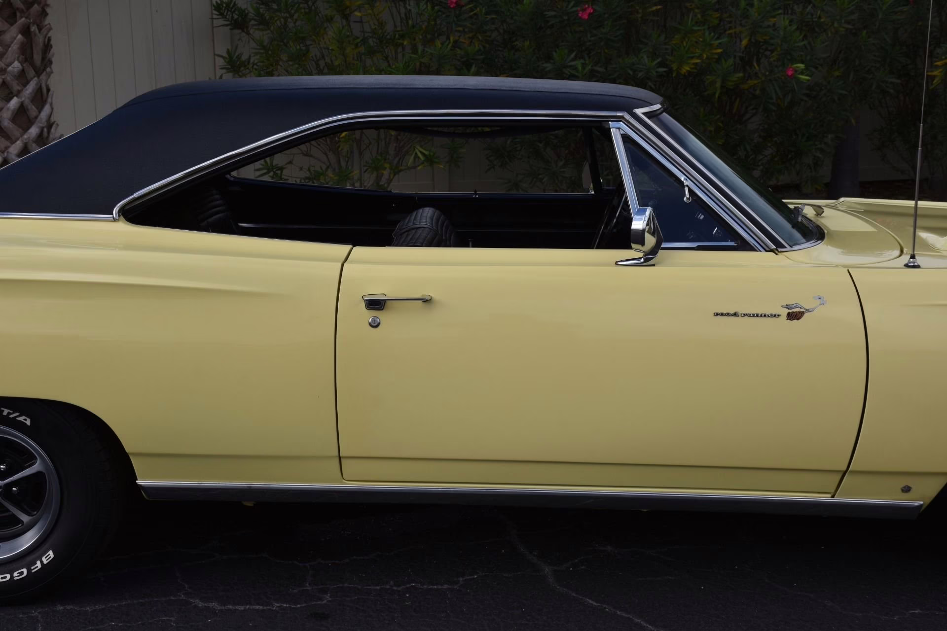 1969 Sunfire Yellow Plymouth Roadrunner