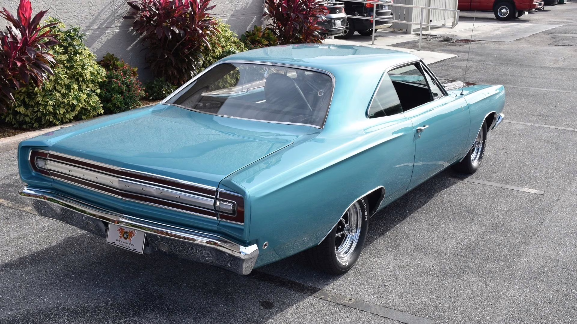 1968 Plymouth Satellite Road Runner