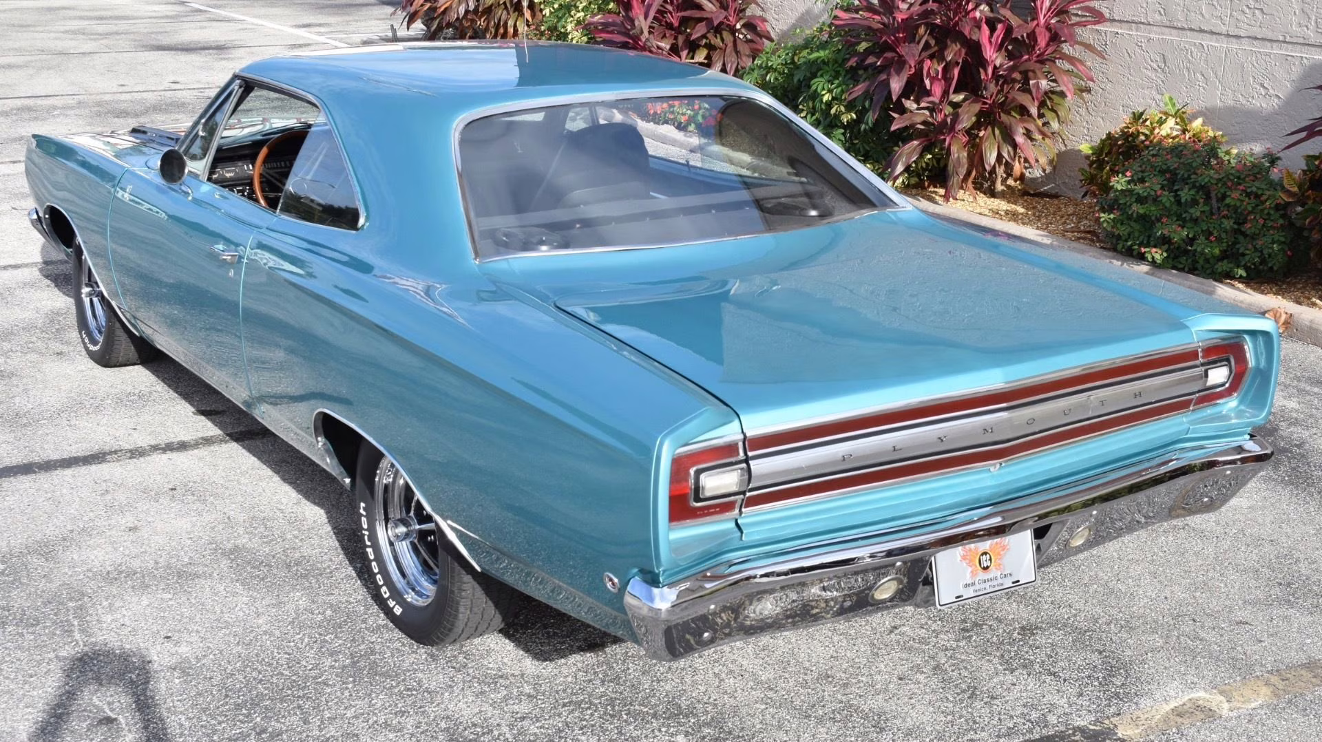 1968 Plymouth Satellite Road Runner