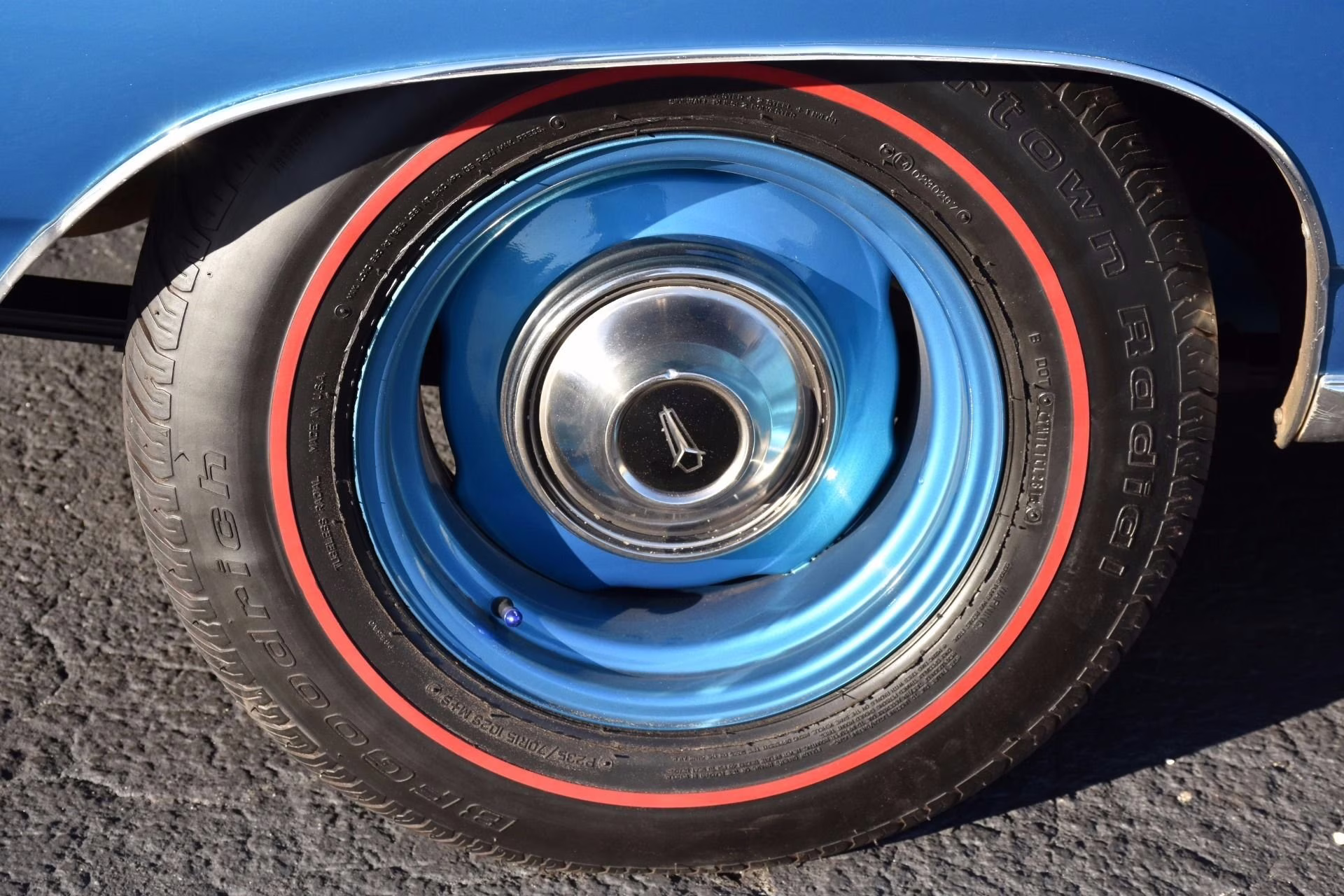 1968 B-5 Blue Plymouth GTX