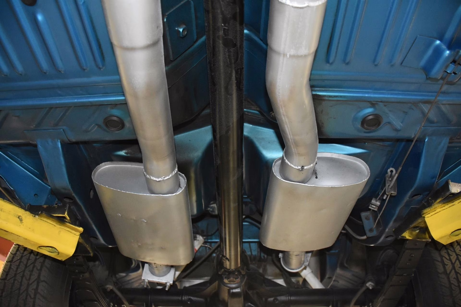 1968 B-5 Blue Plymouth GTX