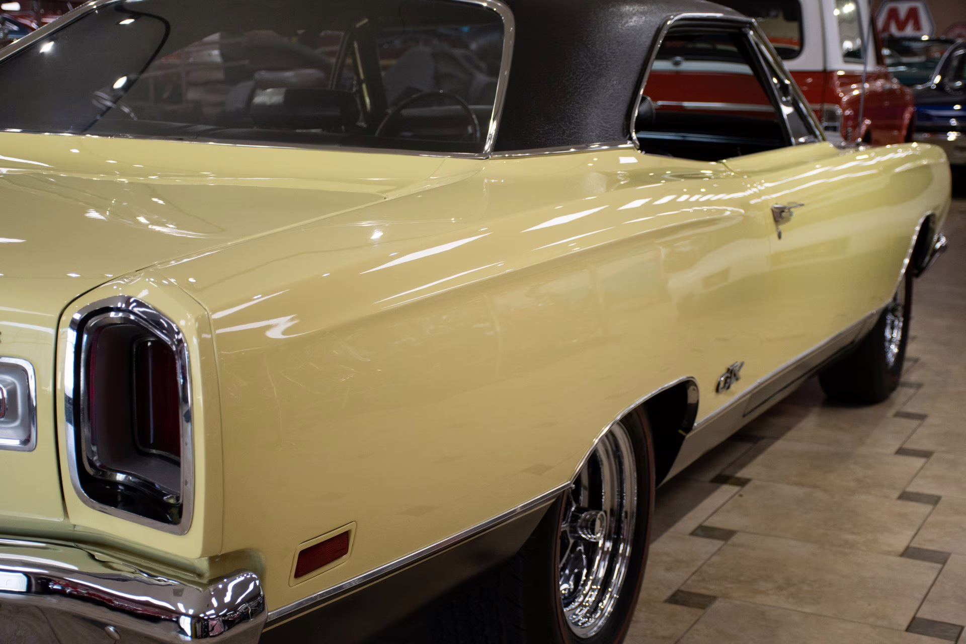 1969 SunfireYellow Plymouth GTX