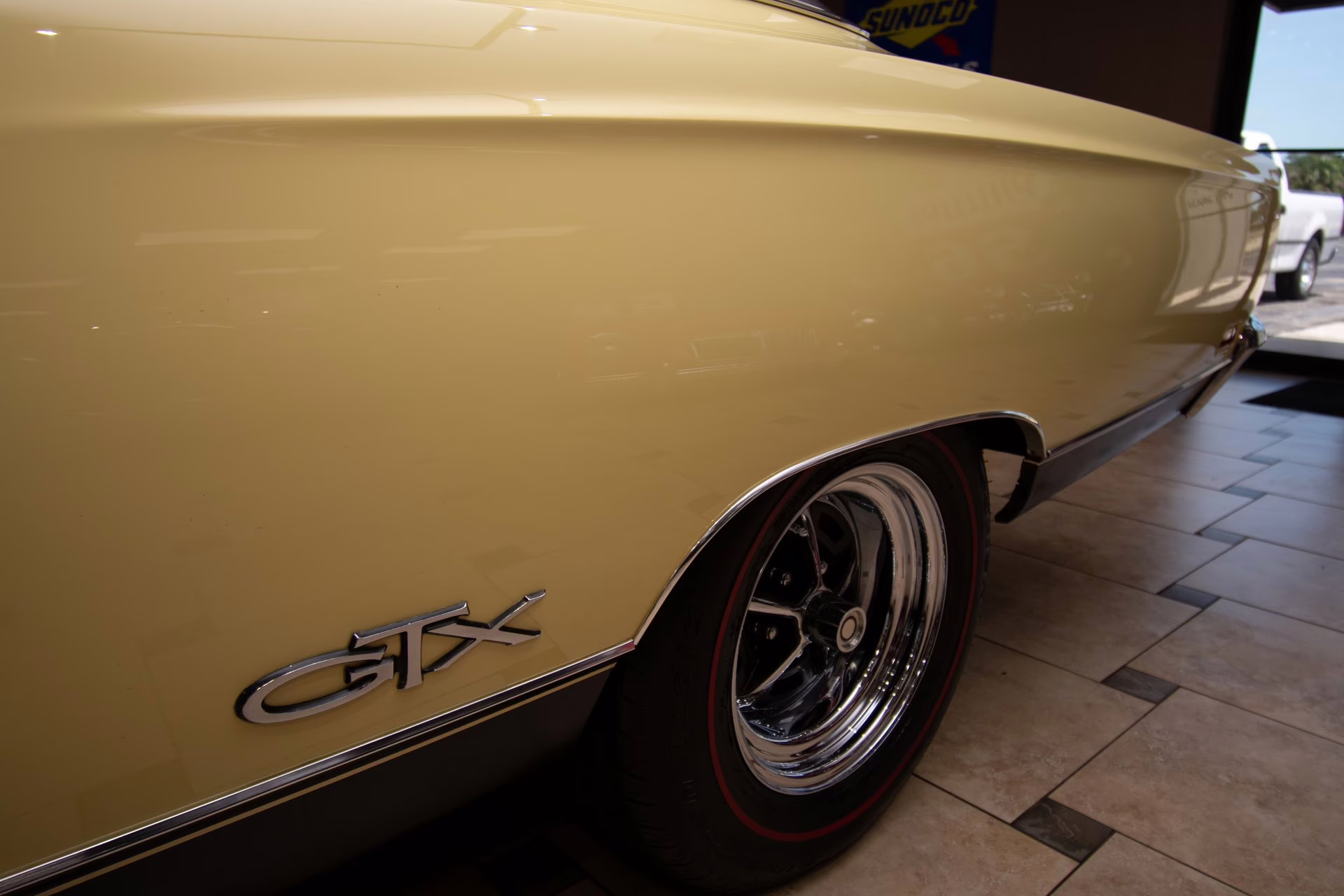 1969 SunfireYellow Plymouth GTX