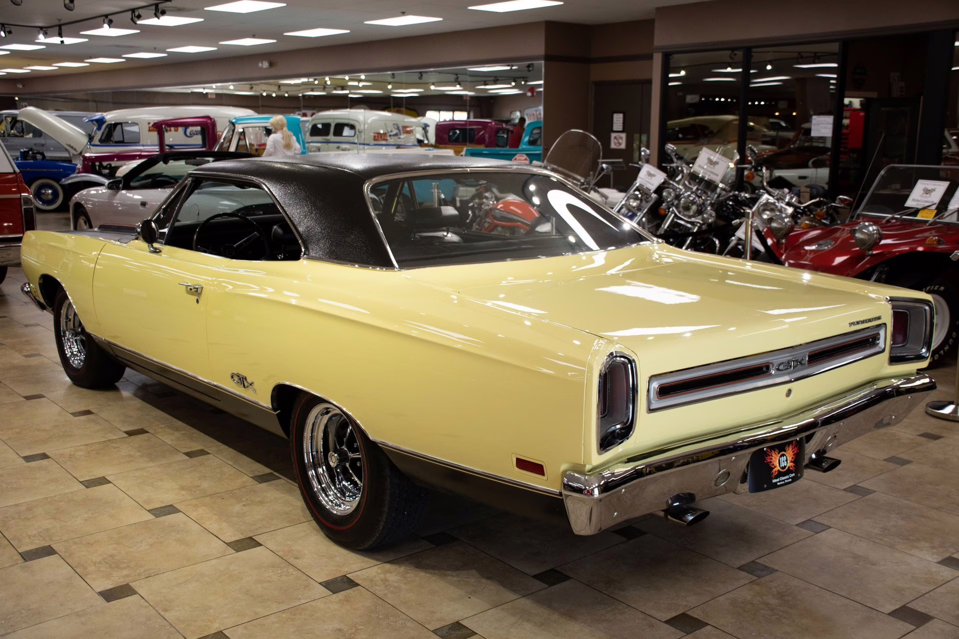 1969 SunfireYellow Plymouth GTX