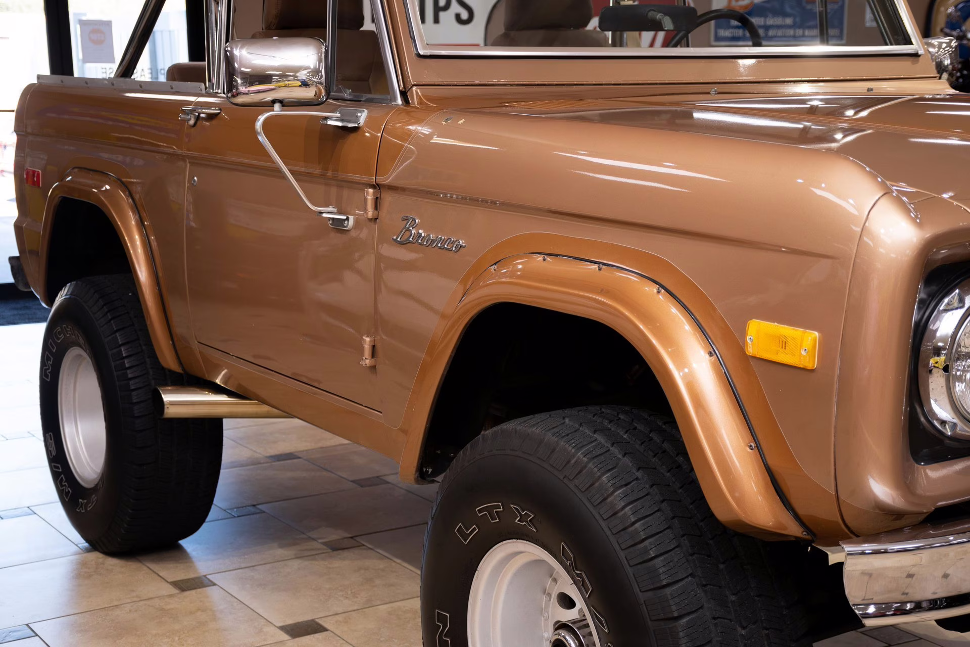 1976 Bronze Metallic Ford Bronco