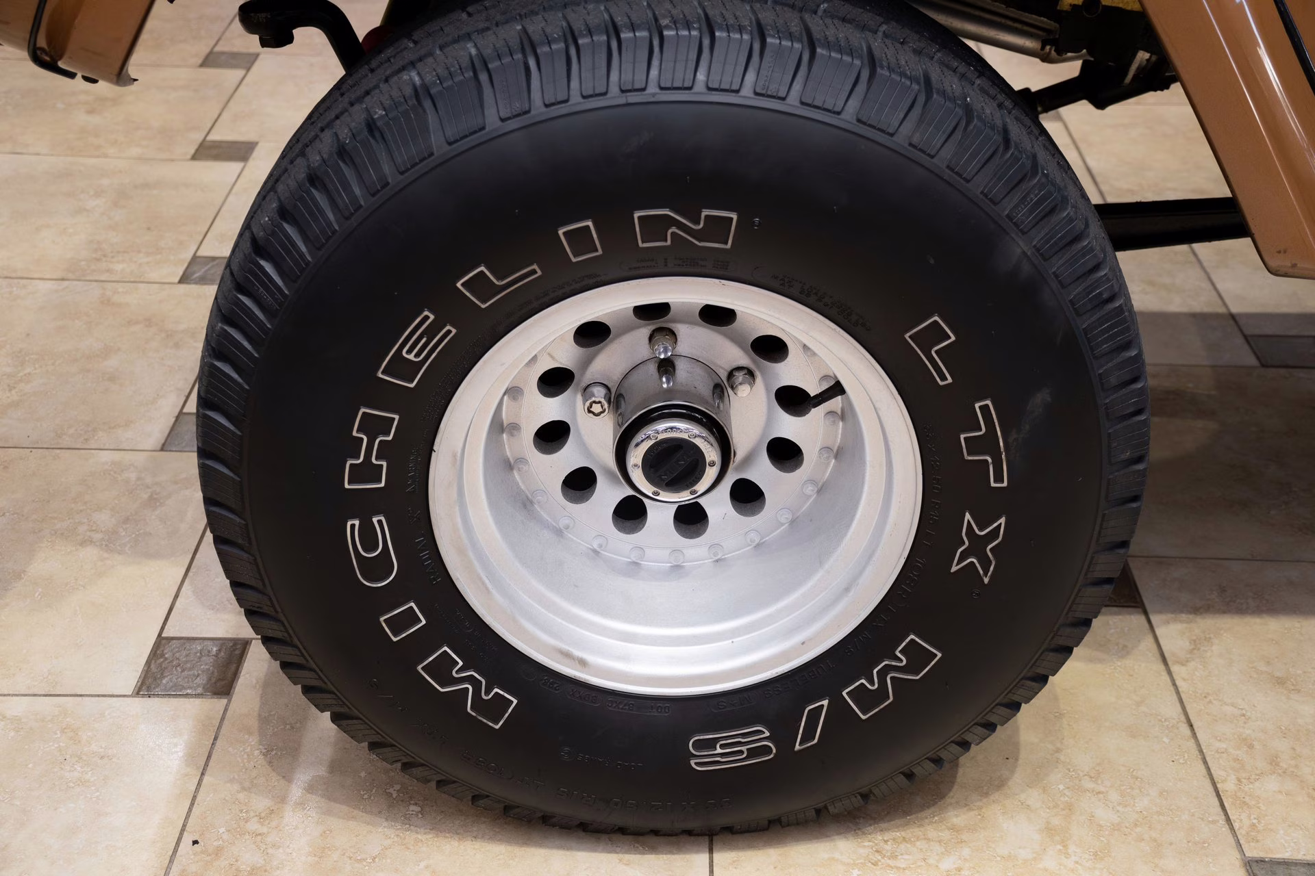 1976 Bronze Metallic Ford Bronco