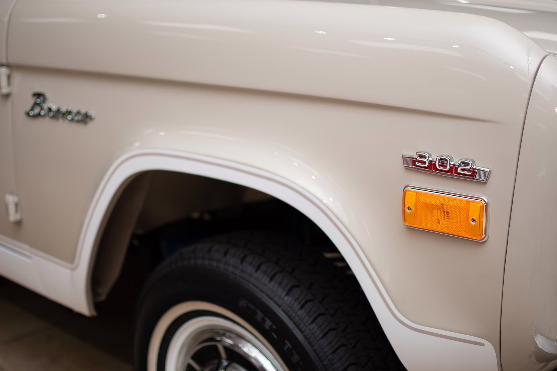 1971 Mojave Beige Ford Bronco