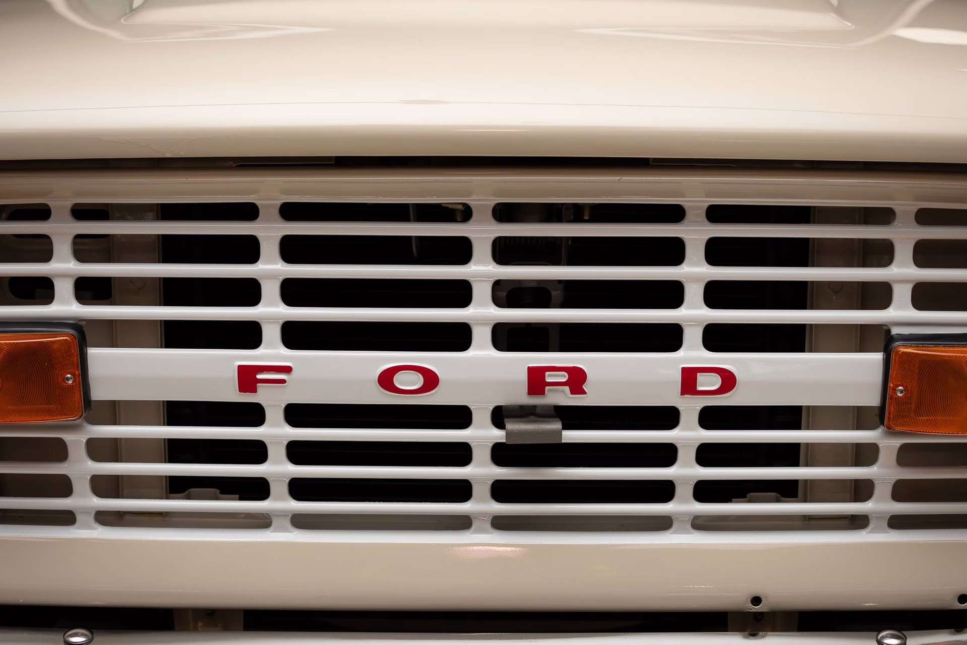 1971 Mojave Beige Ford Bronco