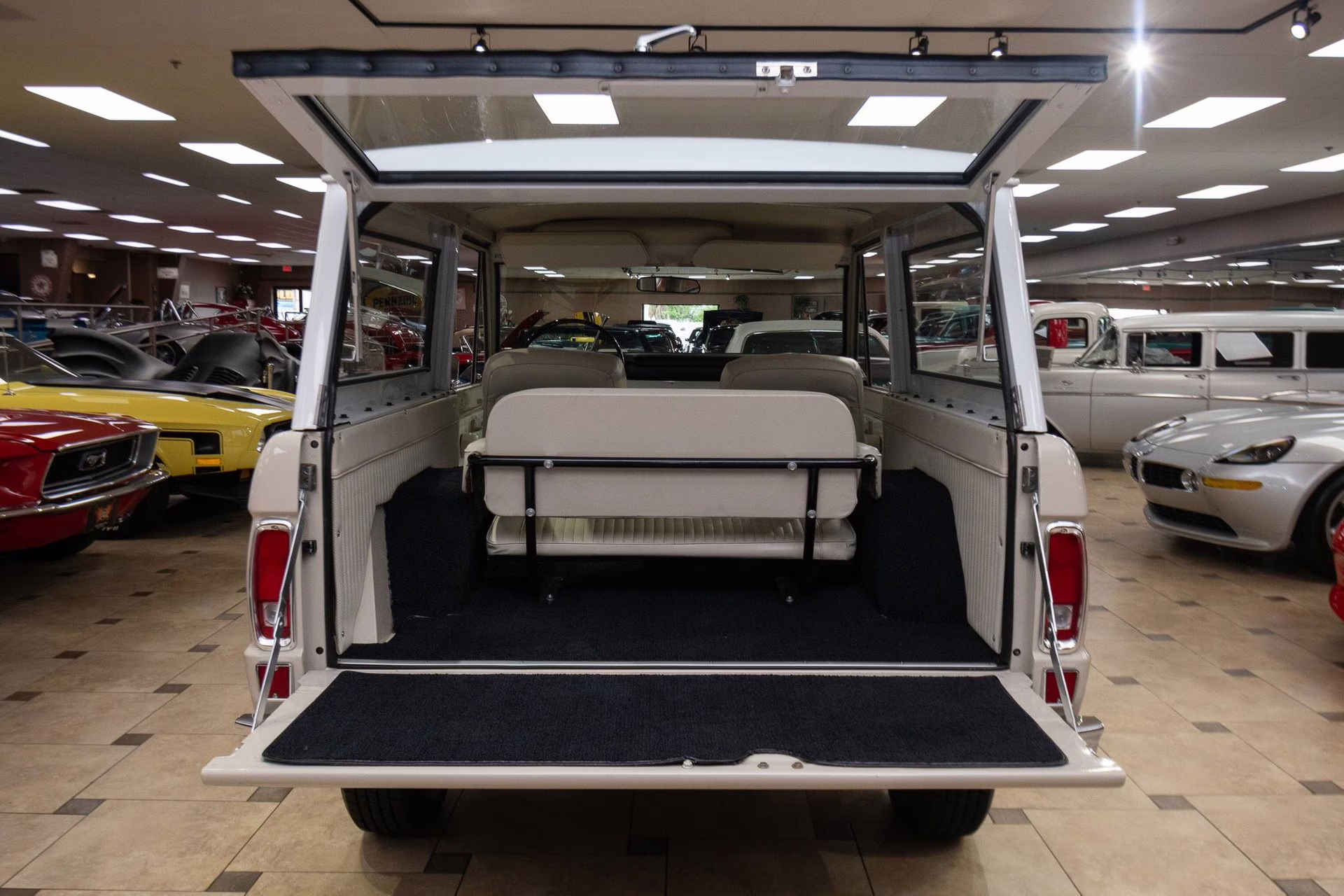 1971 Mojave Beige Ford Bronco