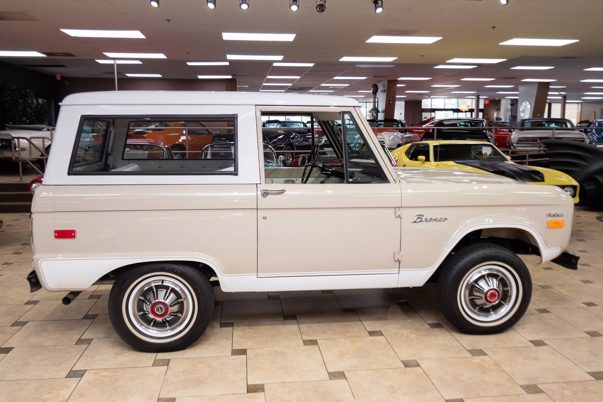 1971 Mojave Beige Ford Bronco
