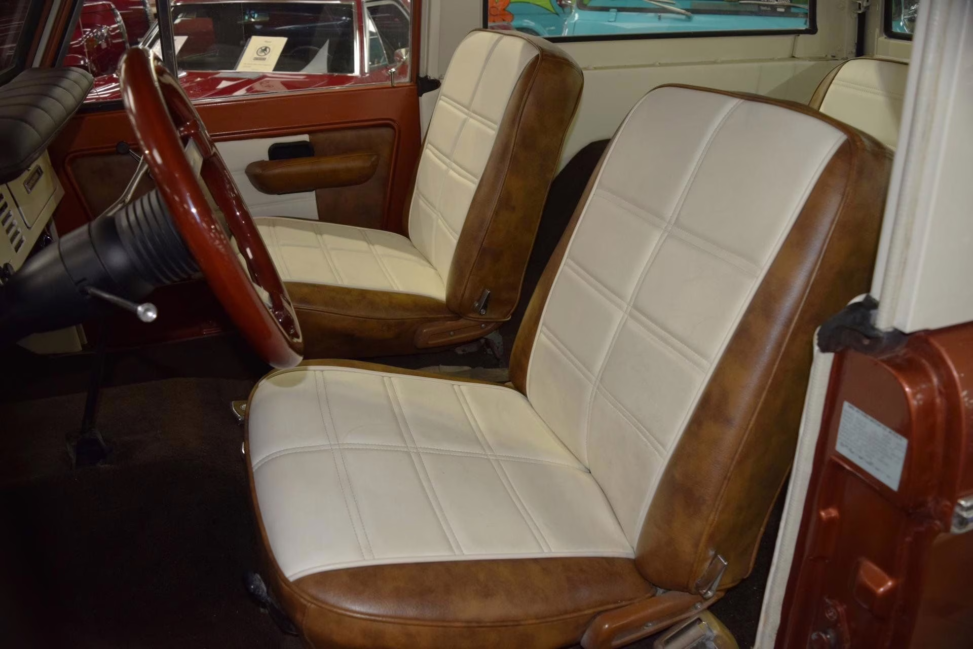 1972 Bronze Ford Bronco