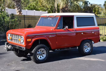1974 Red and White Ford Bronco