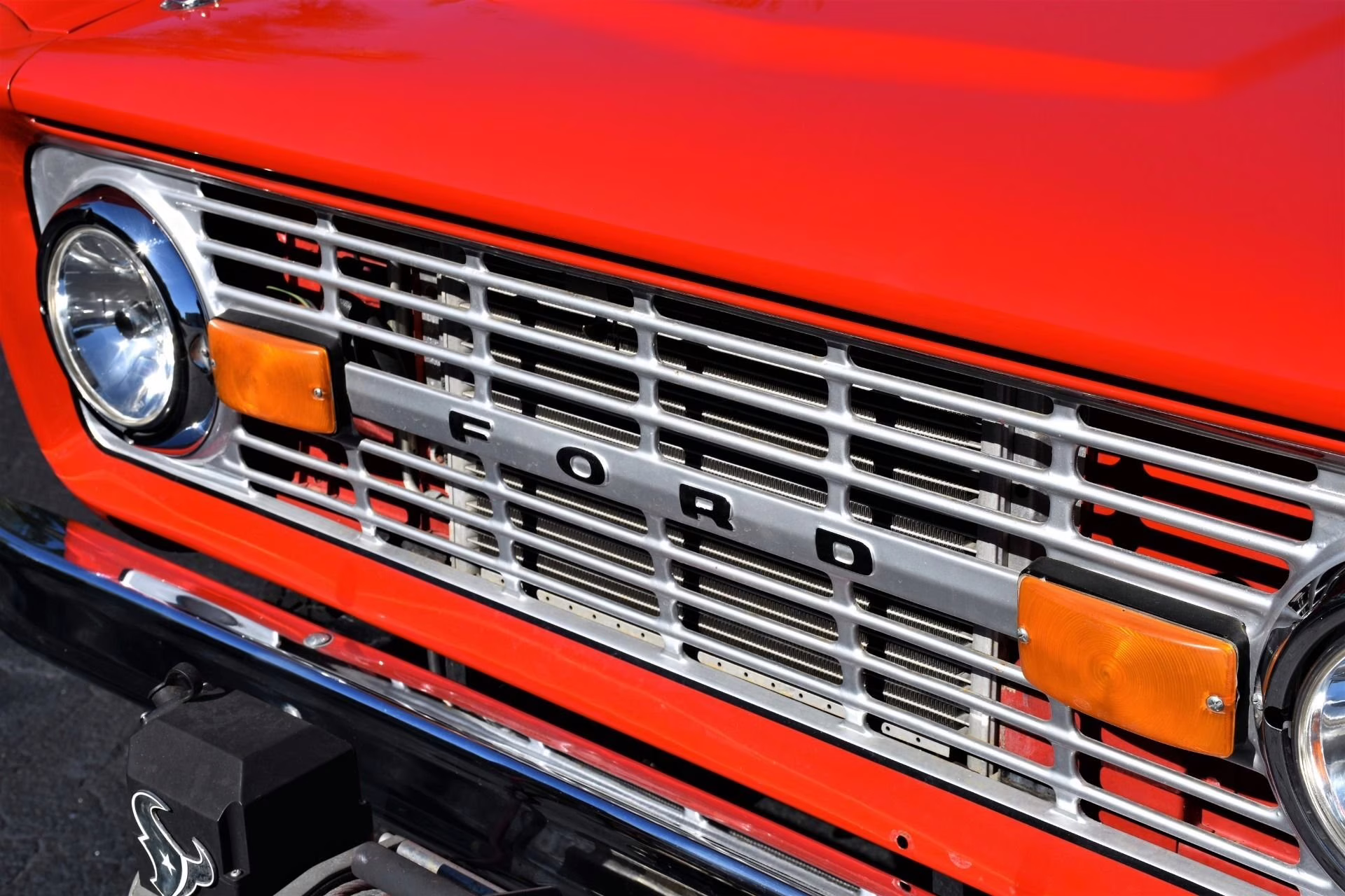 1974 Red and White Ford Bronco