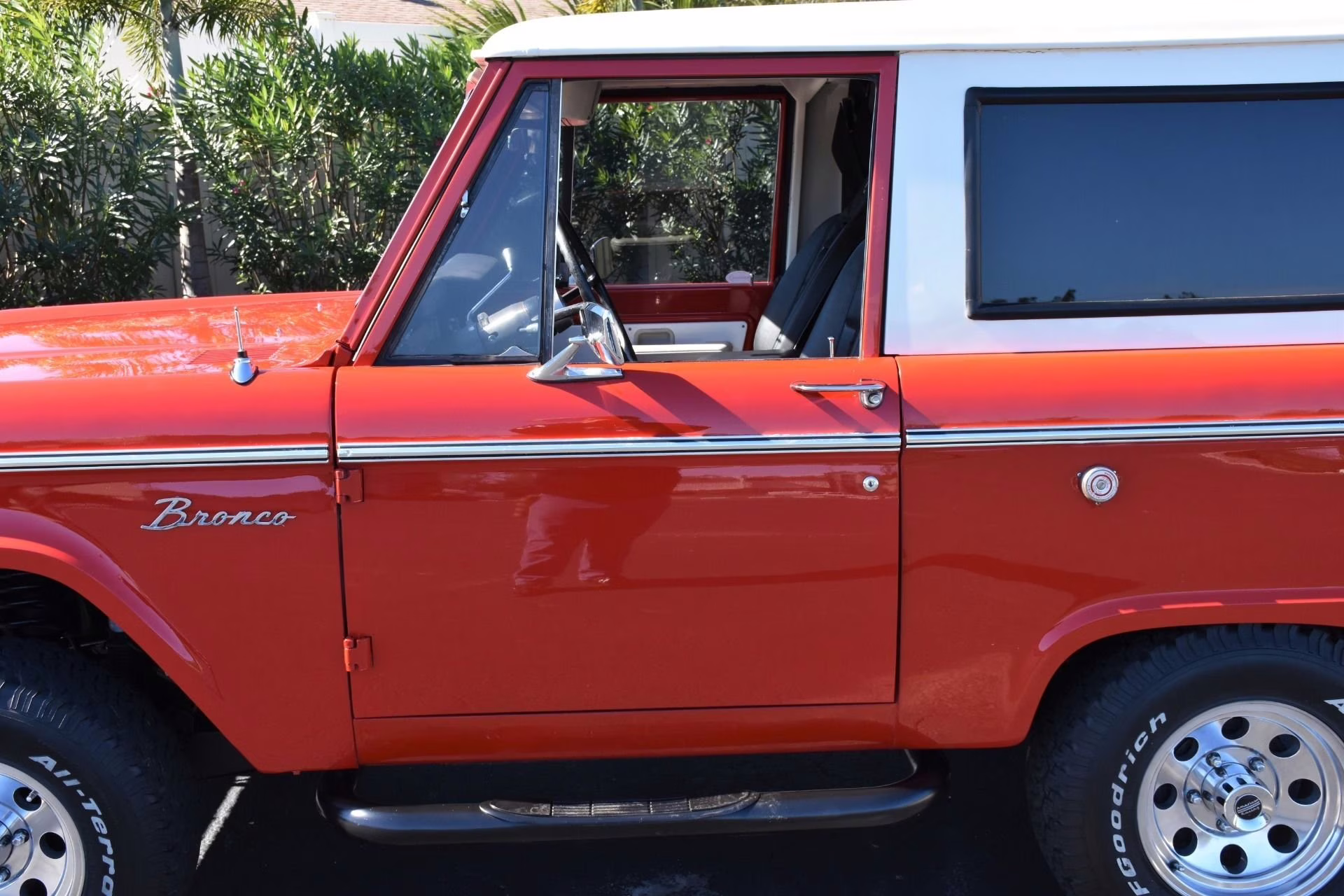 1974 Red and White Ford Bronco