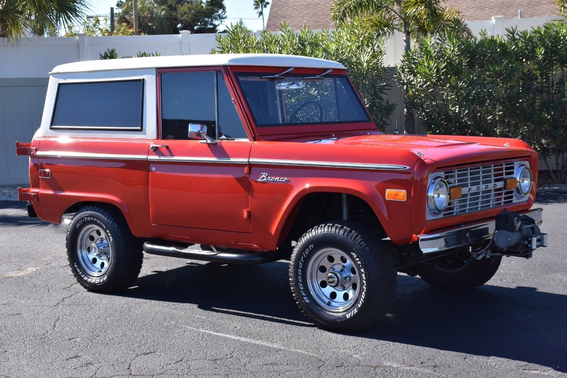 1974 Red and White Ford Bronco