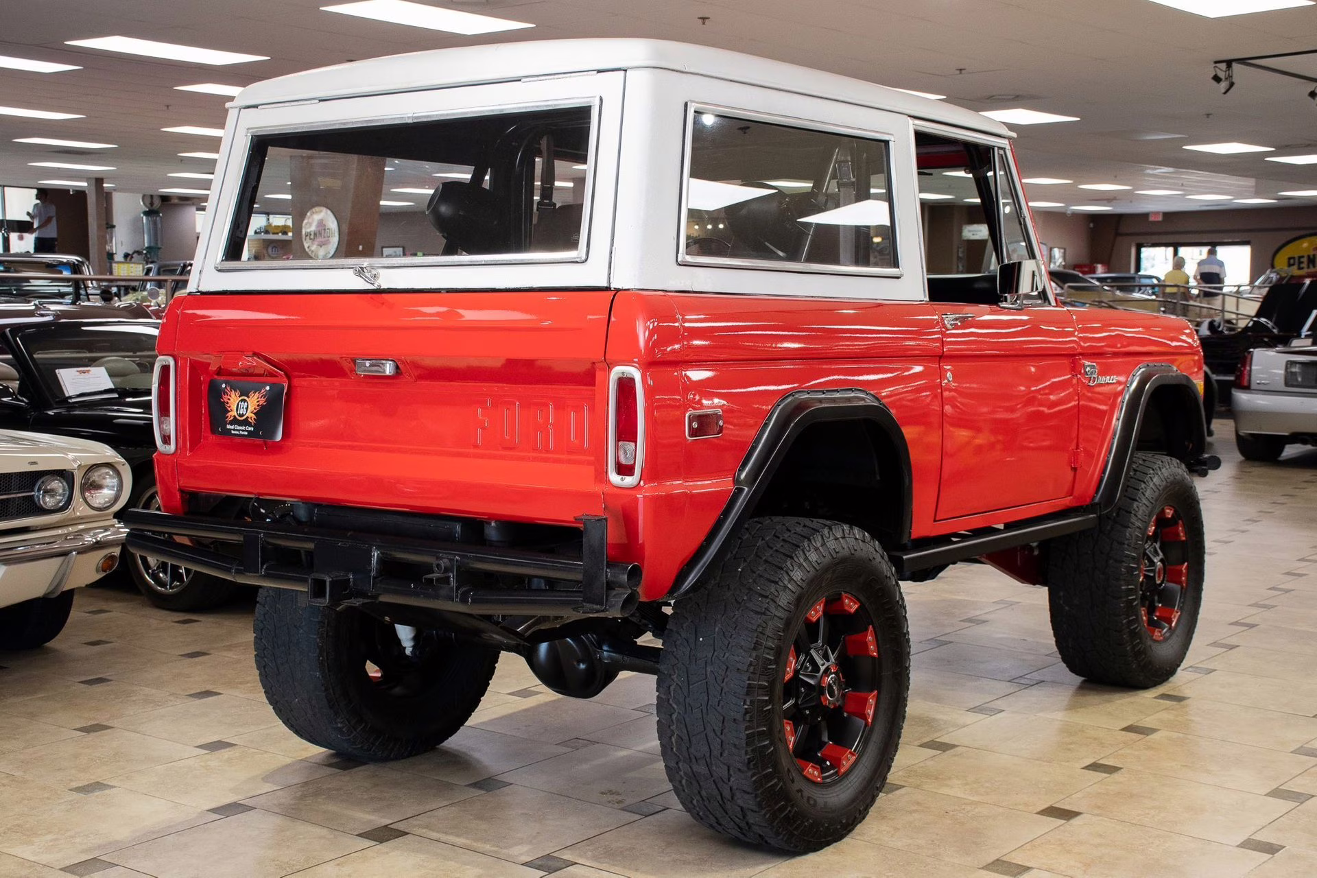 1975 Bright Red/White Ford Bronco