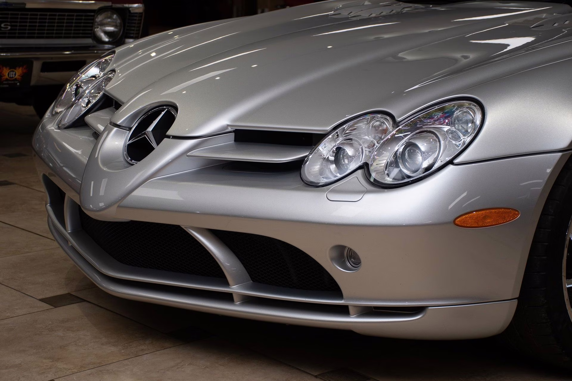 2005 Crystal Laurite Silver Mercedes-Benz SLR