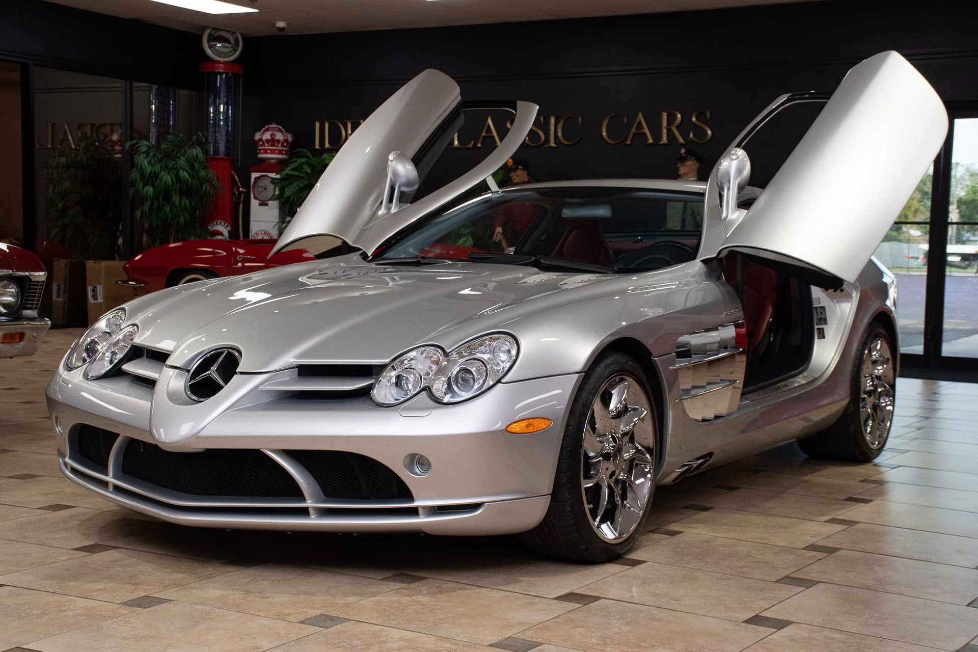 2005 Crystal Laurite Silver Mercedes-Benz SLR