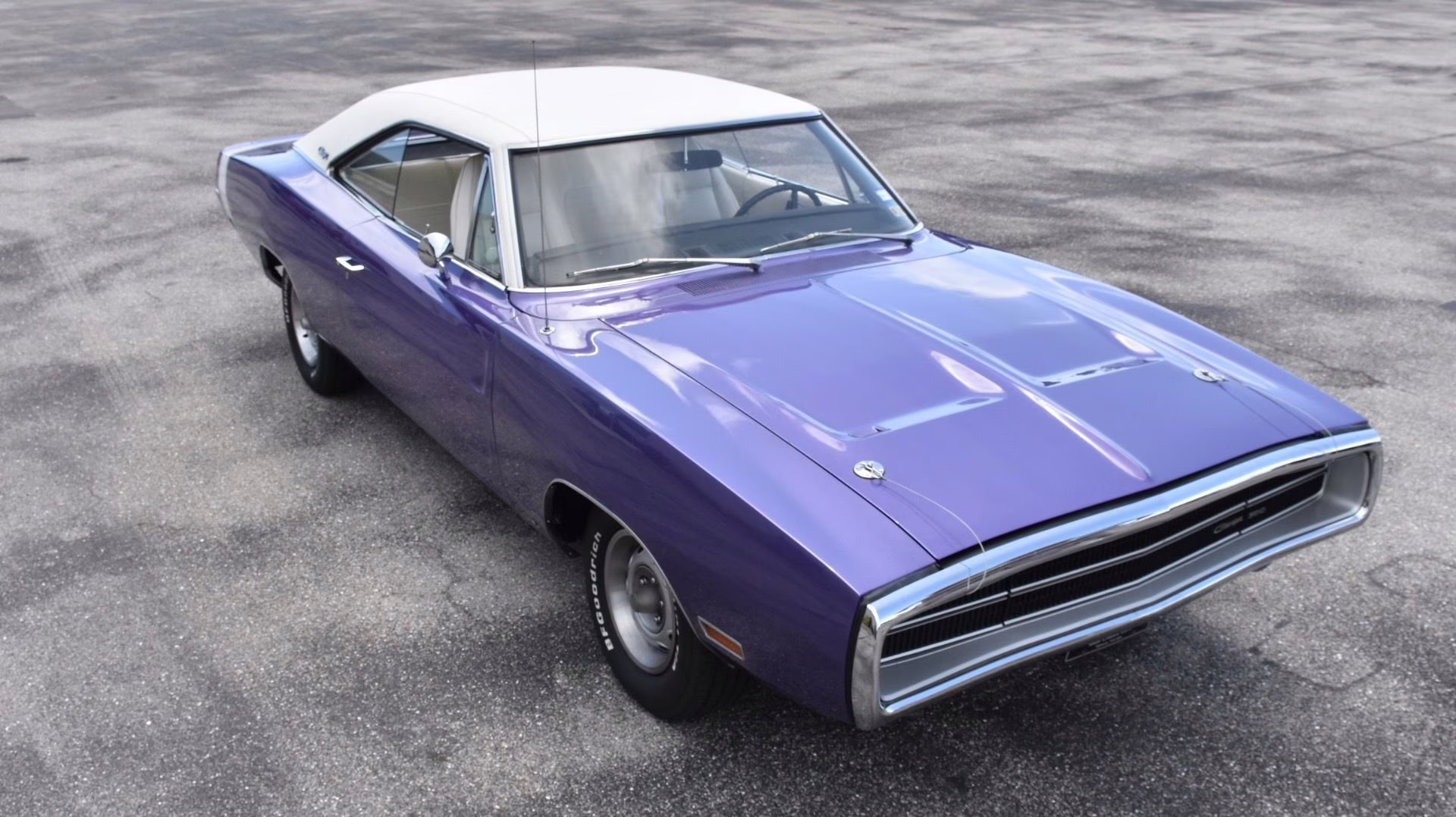 1970 Plum Crazy Purple Dodge Charger 383 Auto Plum Crazy Purple