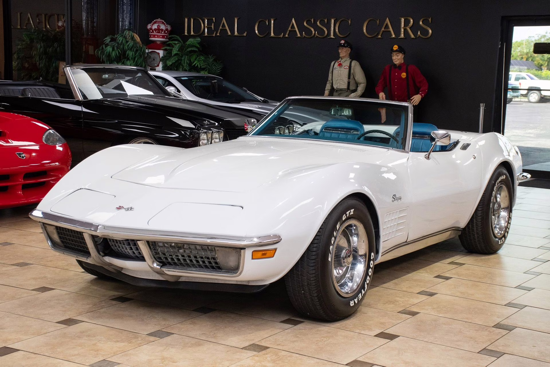 Classic White 1970 Chevrolet Corvette Coupe Automatic