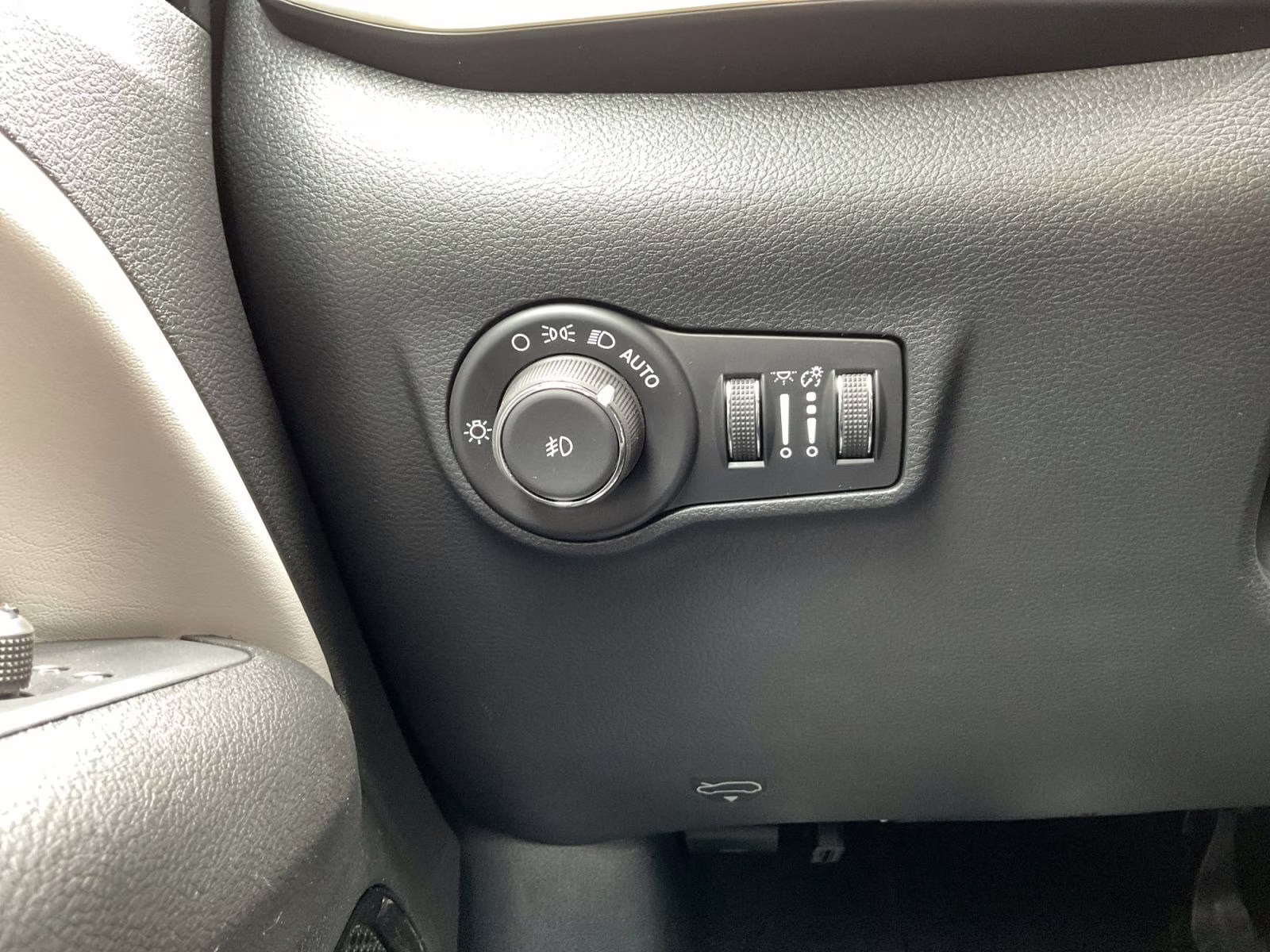 2026 Hydro Blue Pearlcoat Jeep Compass Limited 4X4 SUV