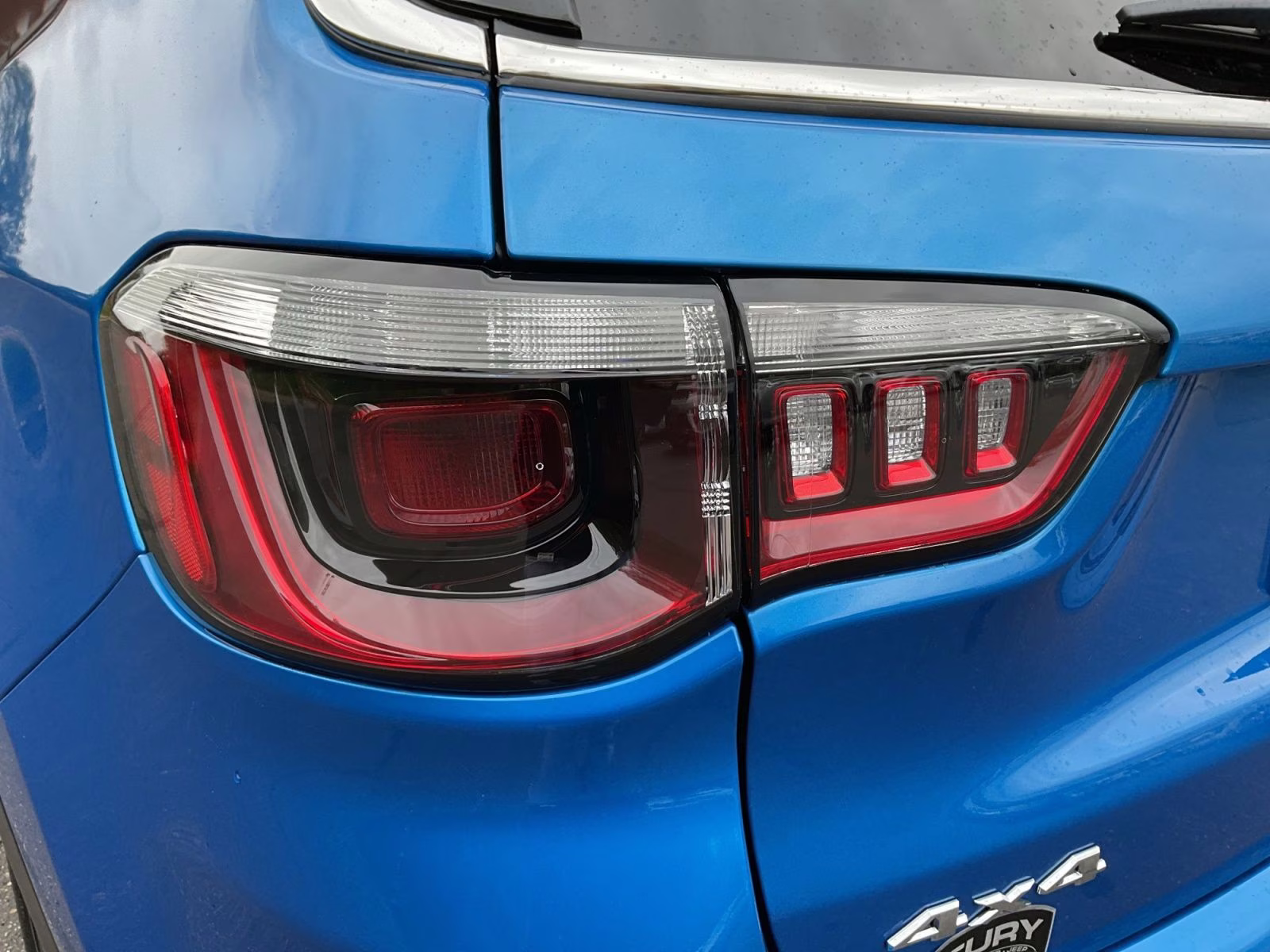 2026 Hydro Blue Pearlcoat Jeep Compass Limited 4X4 SUV