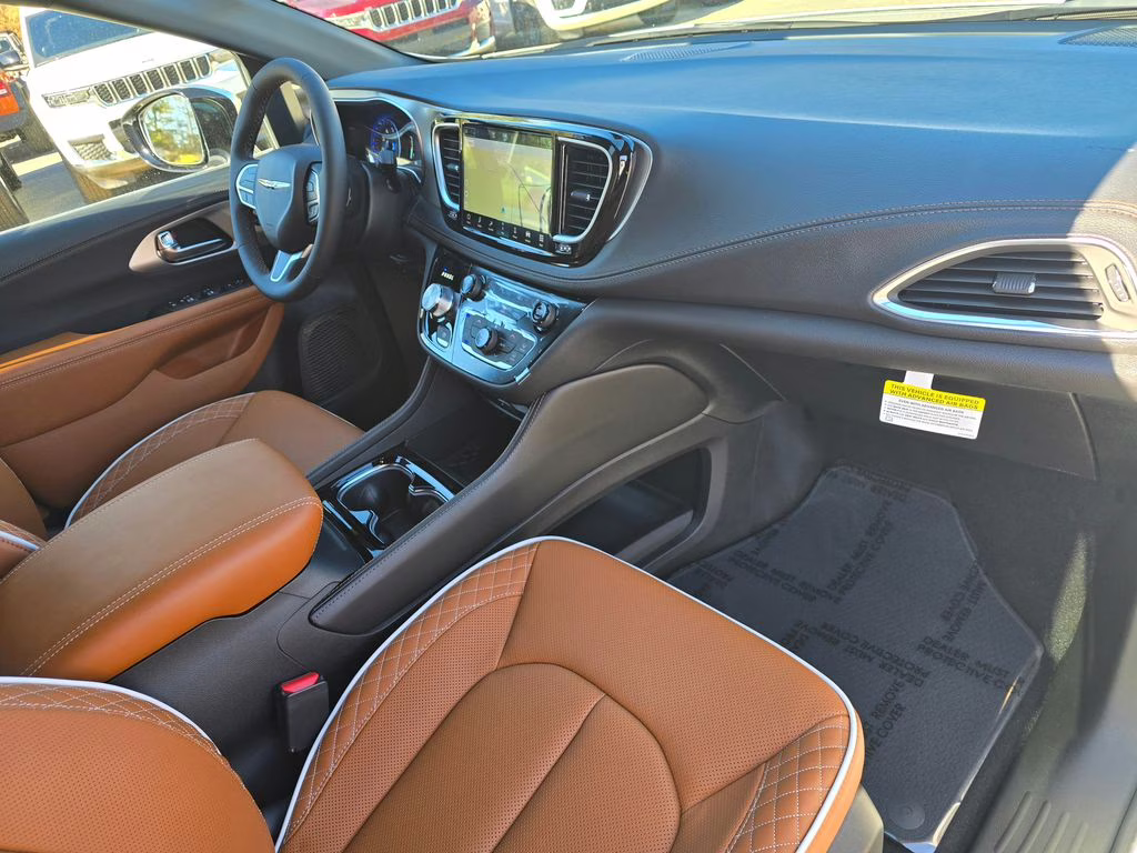 2026 Bright White Clearcoat Chrysler Pacifica Pinnacle FWD Van