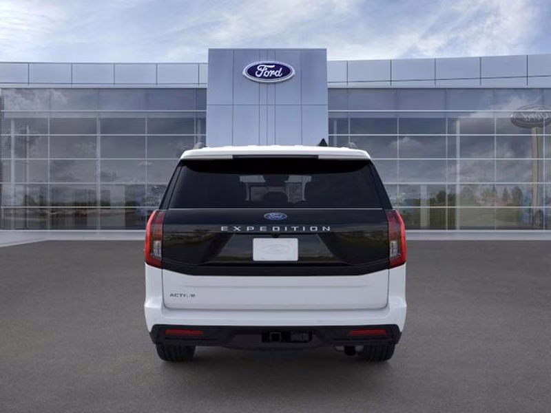 2025 Oxford White Ford Expedition Active RWD SUV