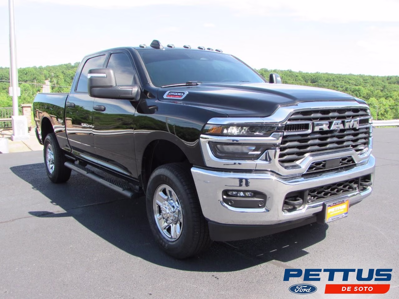2026 RAM 2500 Tradesman 4X4 Crew Cab SWB's photo