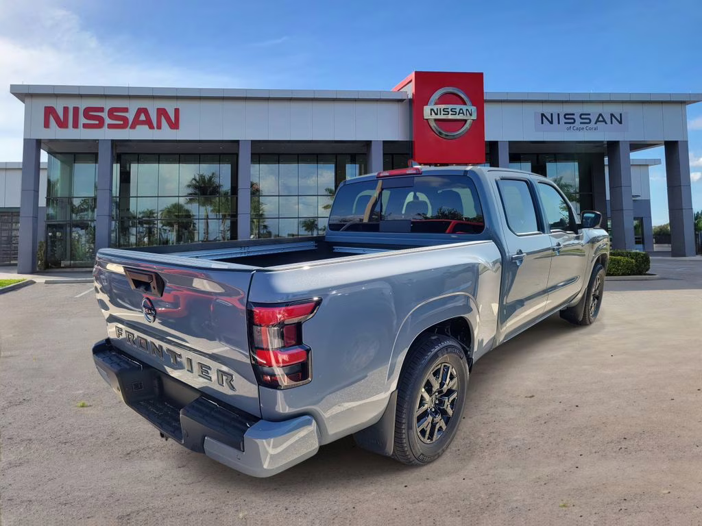 2026 Boulder Gray Nissan Frontier SV 4X4 Truck