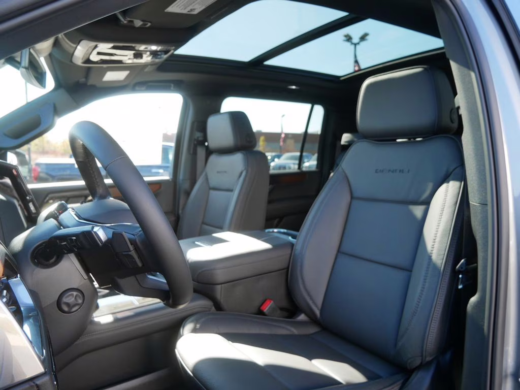 2026 Sterling Metallic GMC Yukon XL Denali 4X4 SUV