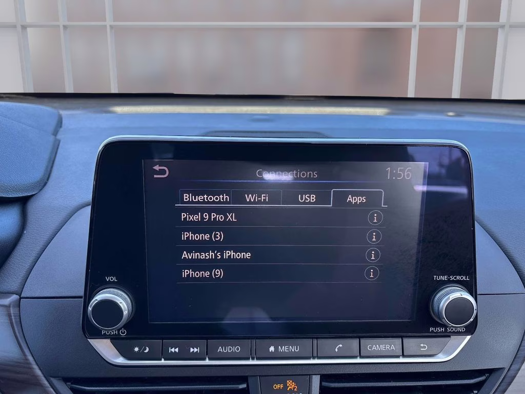 2023 Brilliant Silver Metallic Nissan Altima 2.5 SV FWD Sedan