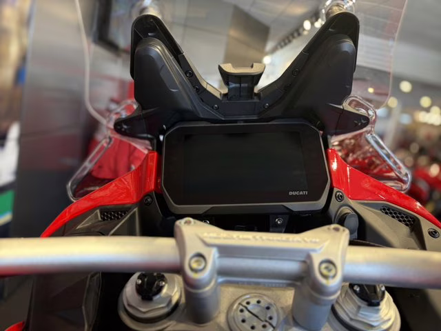 2025 DUCATI RED Ducati Multistrada V4 Rally SPOKES WHEELS